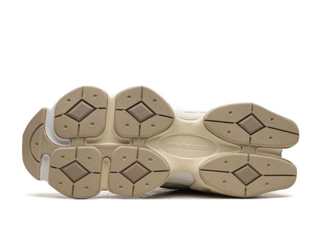 New Balance 9060 Sea Salt Brown